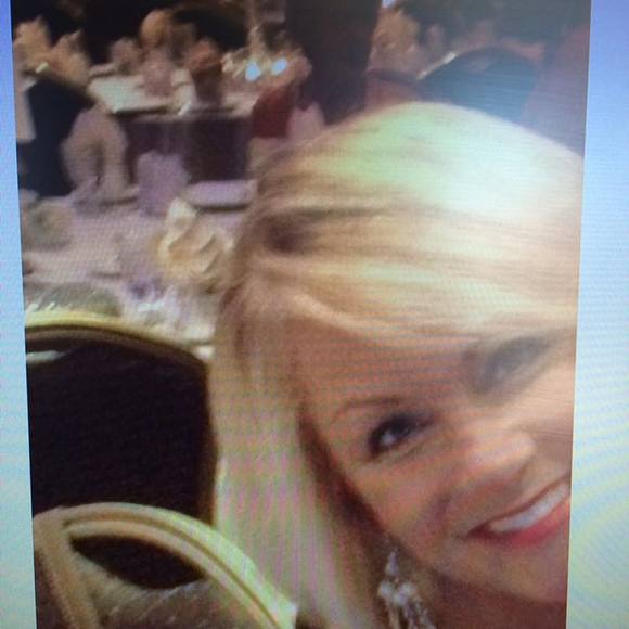 Meet your Posher, Traci - Picture 1 of 1